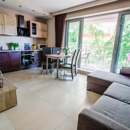 Your Holidays Promenada Gwiazd 28 * Мендзыздрое