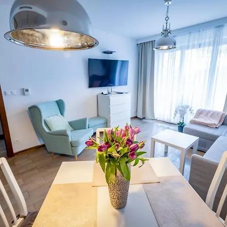 Апартаменты Your Holidays Promenada Gwiazd 28 *