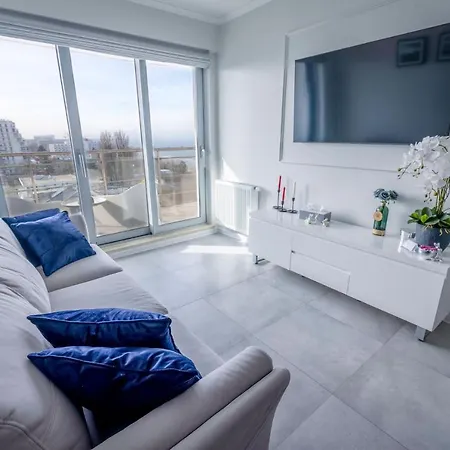 Your Holidays Promenada Gwiazd 28 Апартаменты *