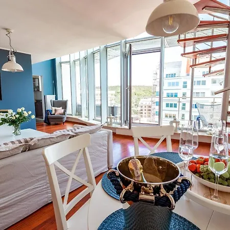 Апартаменты Your Holidays Promenada Gwiazd 28 *