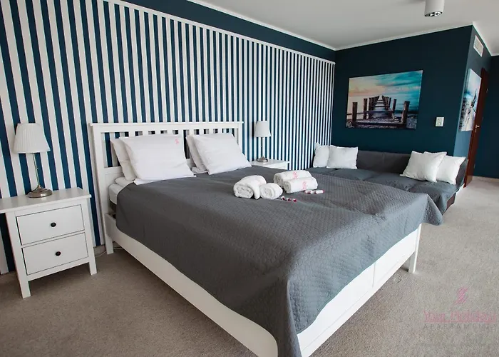 Your Holidays Promenada Gwiazd 28 *